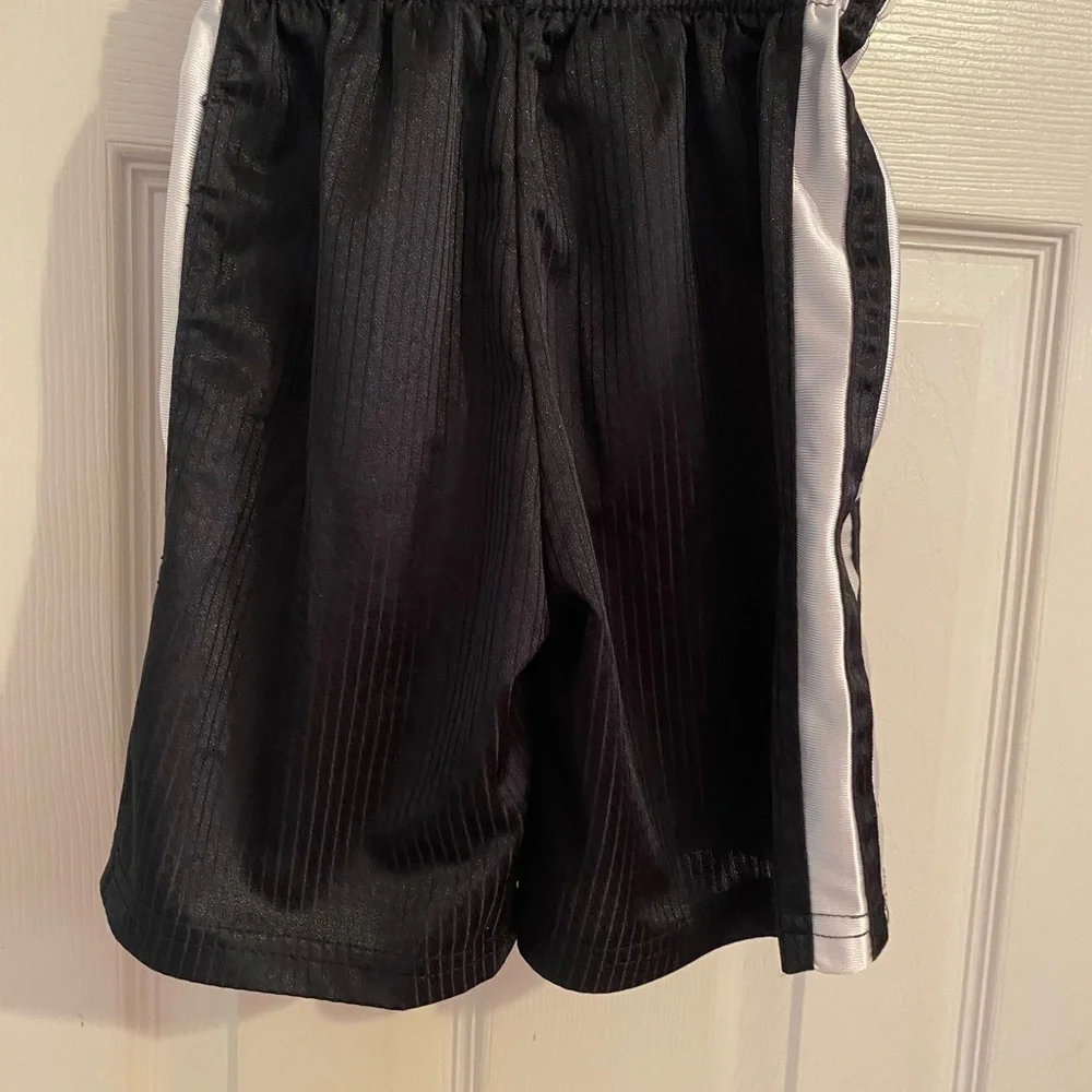 Boys Nike Gym Shorts‎